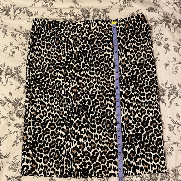 J.crew factory animal print pencil skirt - Picture 3 of 3
